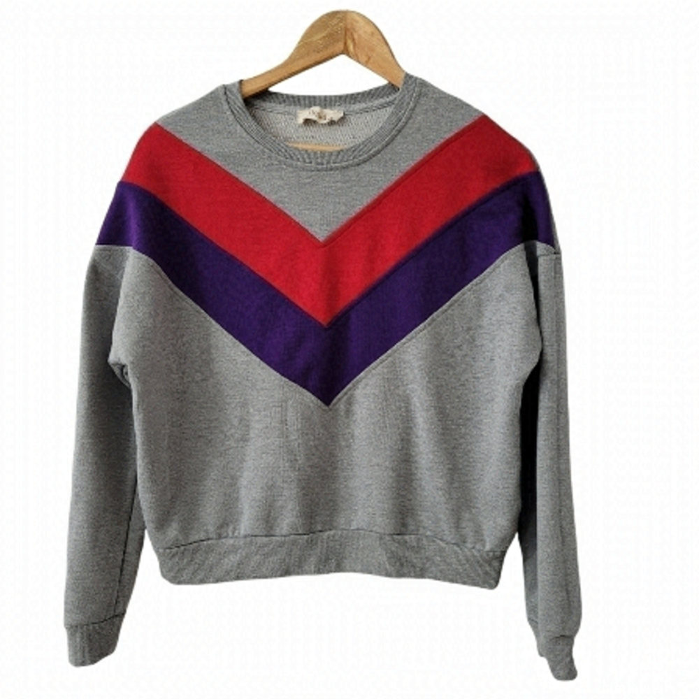 𝅺VINTAGE Crew Neck Sweatshirt Womens Size Small Grey Stripe Pullover